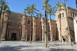 28 LA CATHEDRALE ET LE FORTERESSE DE L INCARNATION (12)